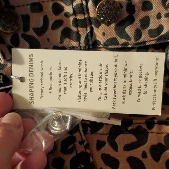 NWT Charlie Paige Denim Animal Print Jacket - Picture 3 of 9